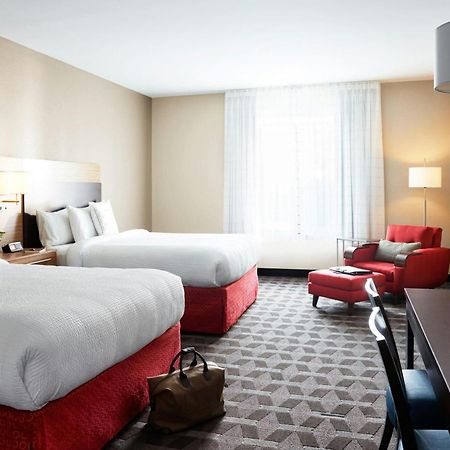 Towneplace Suites By Marriott Ventura Oxnard Exterior photo